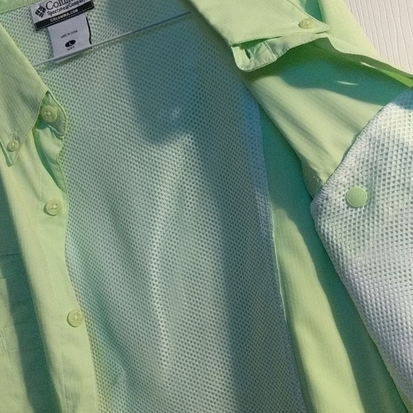 Columbia light green lime button up - Picture 4 of 4